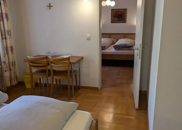 St. Josefshaus Hotel *